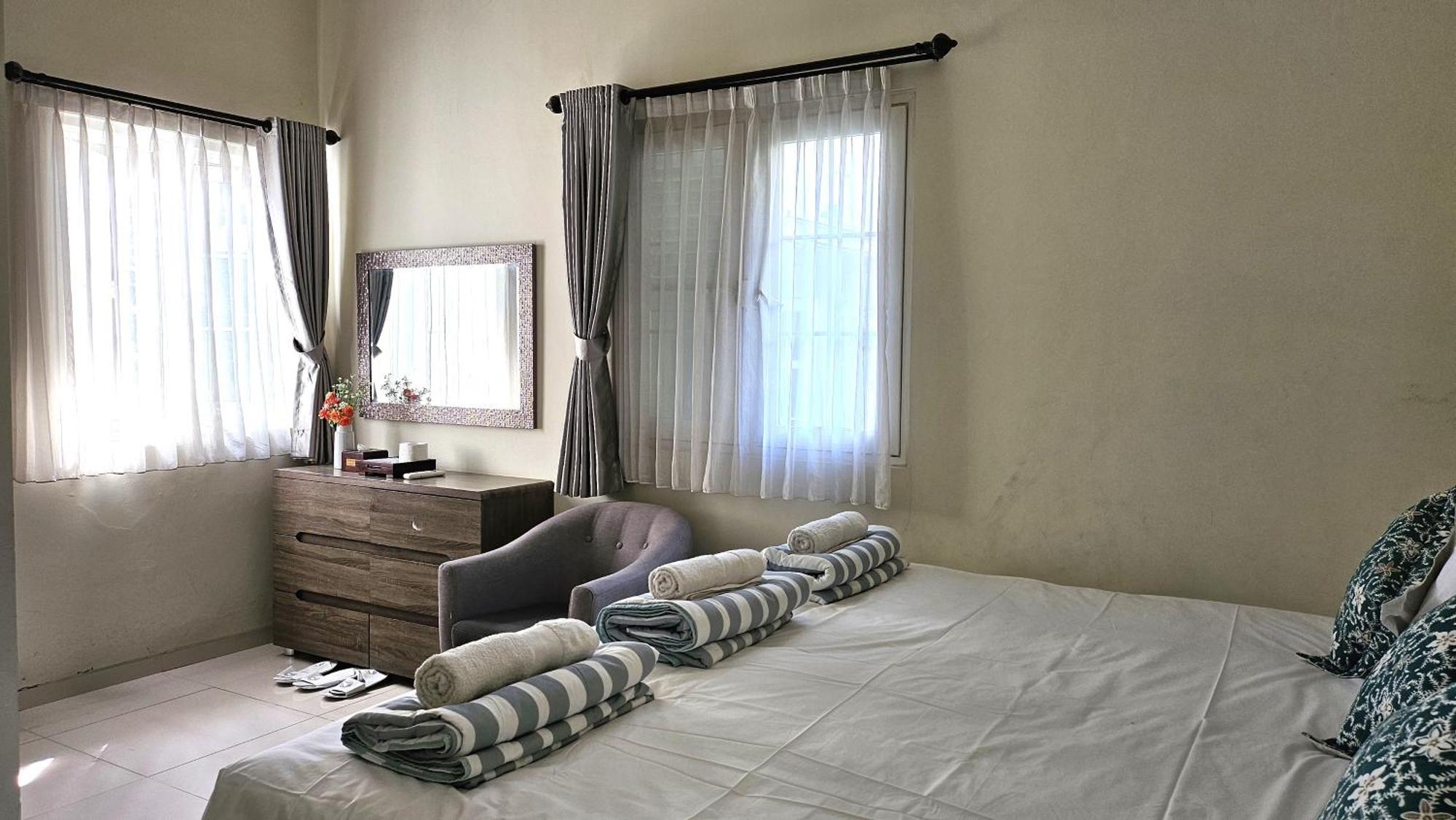Surokarsan 9 House Yogyakarta Otel Dış mekan fotoğraf