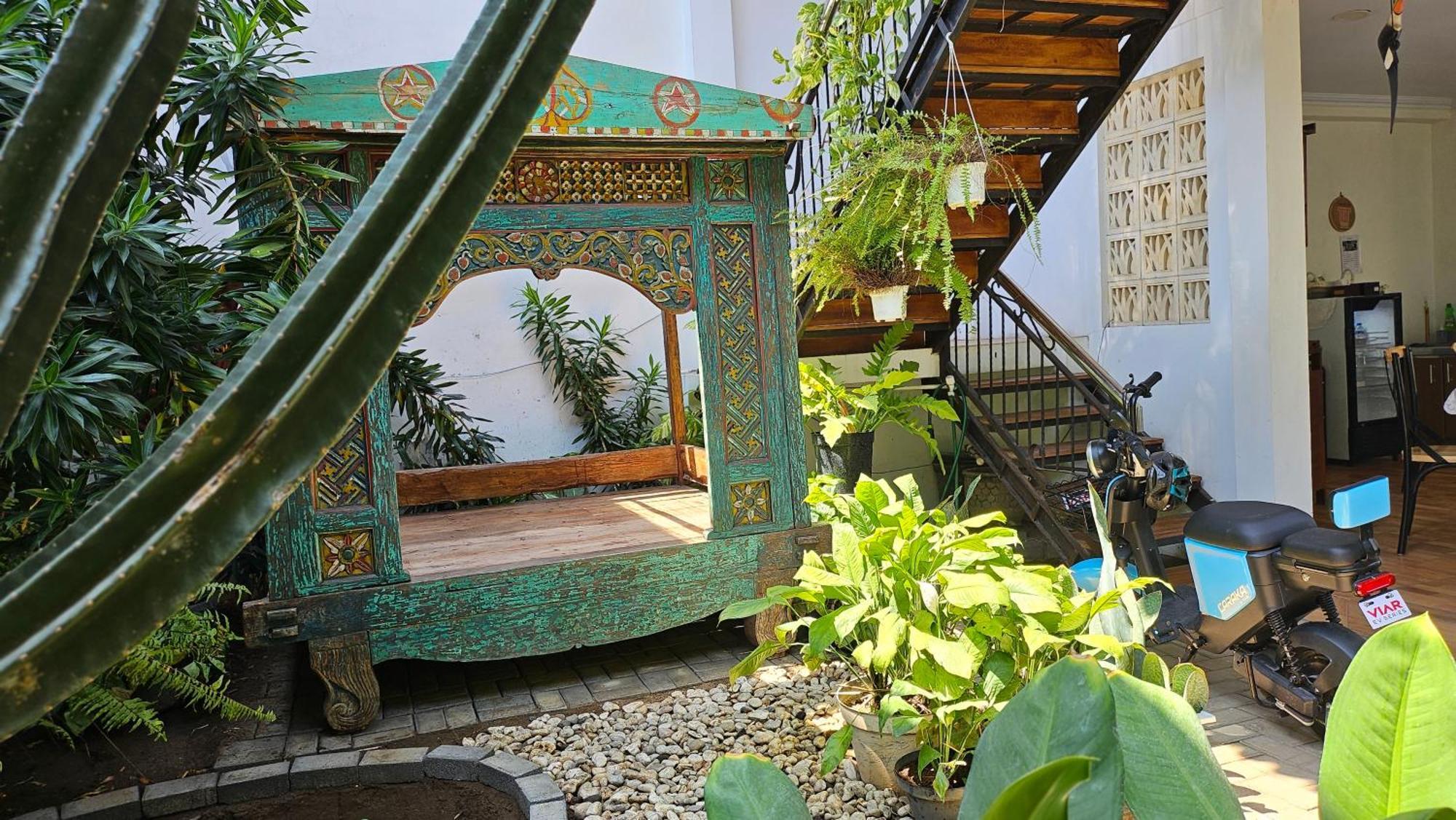 Surokarsan 9 House Yogyakarta Otel Dış mekan fotoğraf
